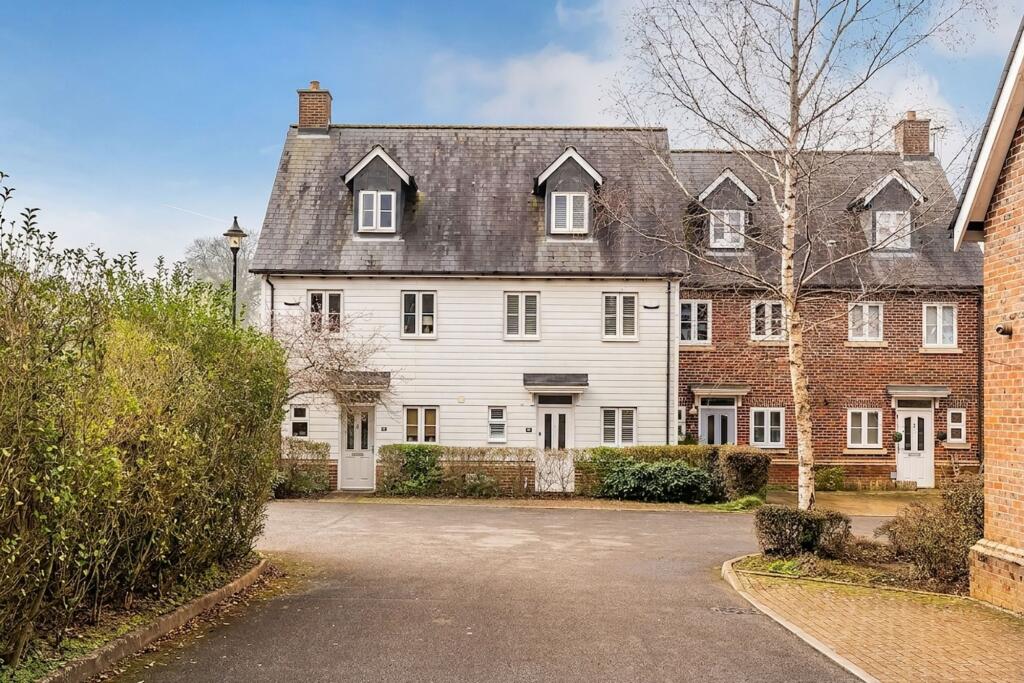 Main image of property: Broomfield, Bells Yew Green, TN3