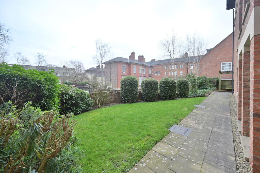 College Court, Steven Way, Ripon, HG4 2TJ photo 4