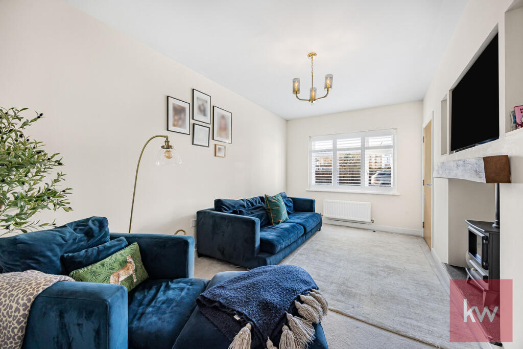 Cygnet Way, Maidenhead, Berkshire, SL6 photo 4
