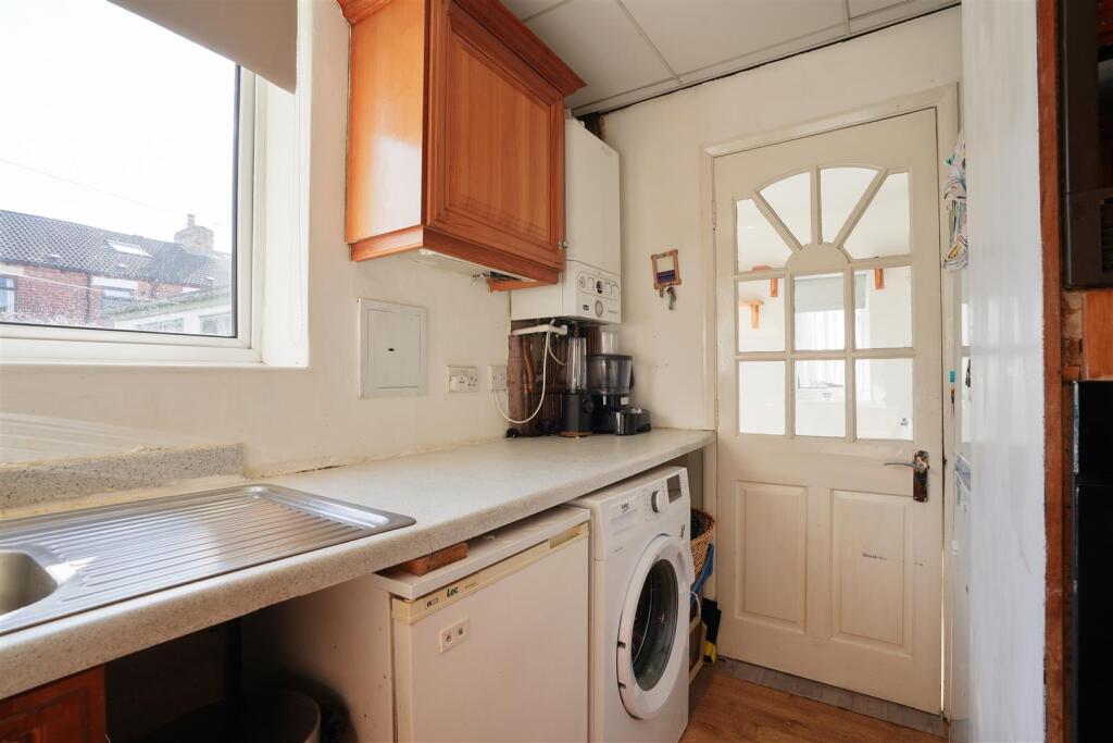 Toftwood Road, Crookes photo 4