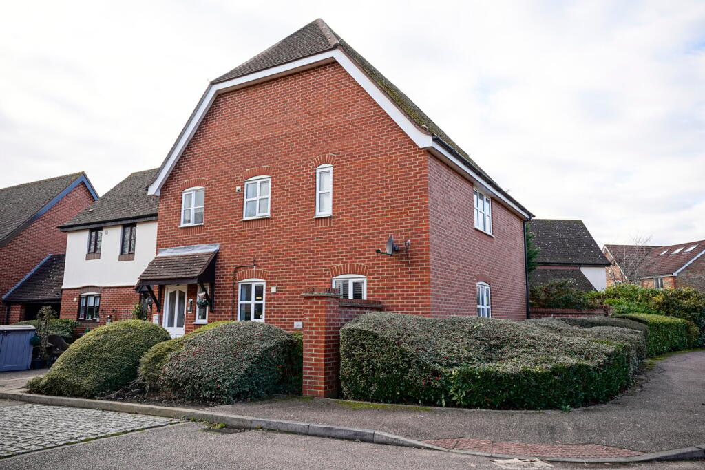 Main image of property: Aynsley Gardens, Harlow, CM17