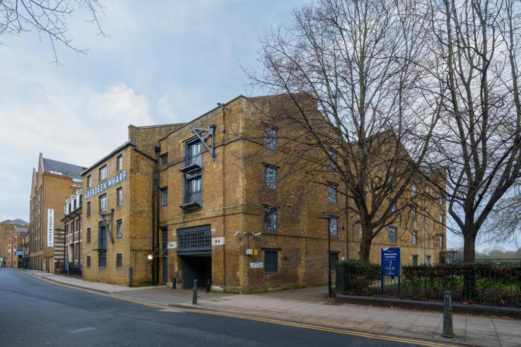 Main image of property: Wapping High Street London E1W