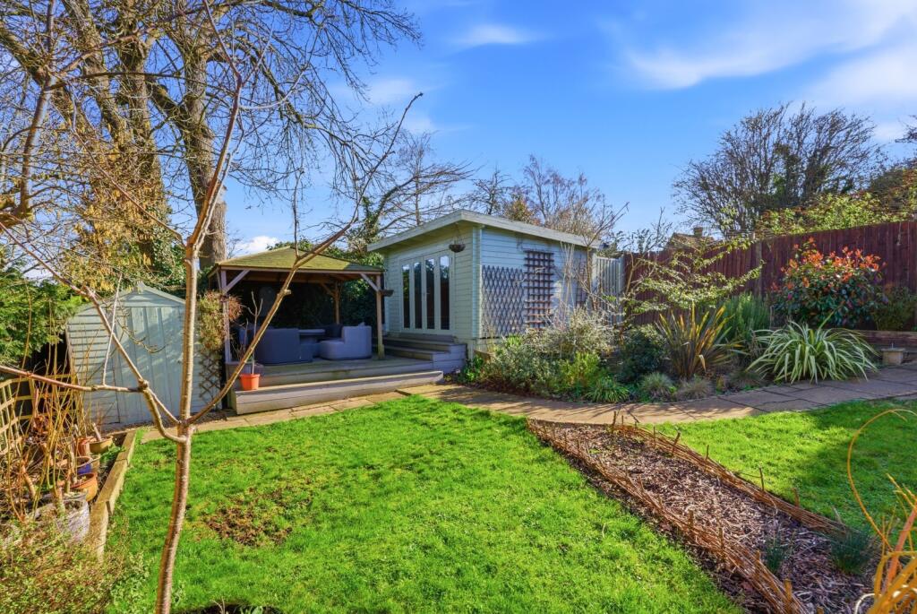 Additional image 15 of Conquerors Hill, Wheathampstead, St. Albans, Hertfordshire, AL4