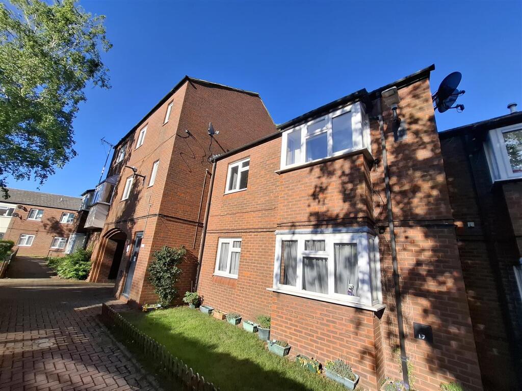 Main image of property: Durrans Court, Fenny Stratford, Milton Keynes, MK2 2TQ