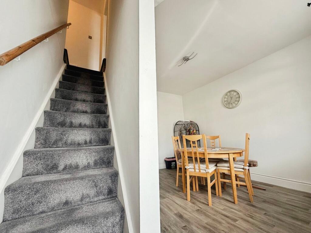 Merthyr Road, Abergavenny, NP7 photo 2