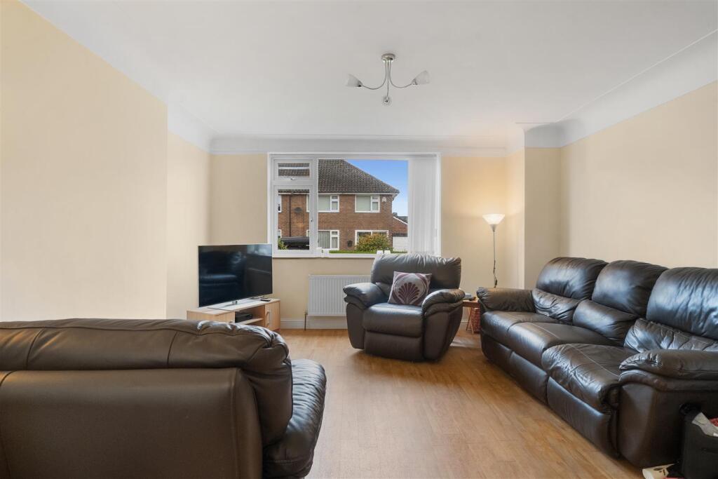 House in Sefton, Aintree Village - More