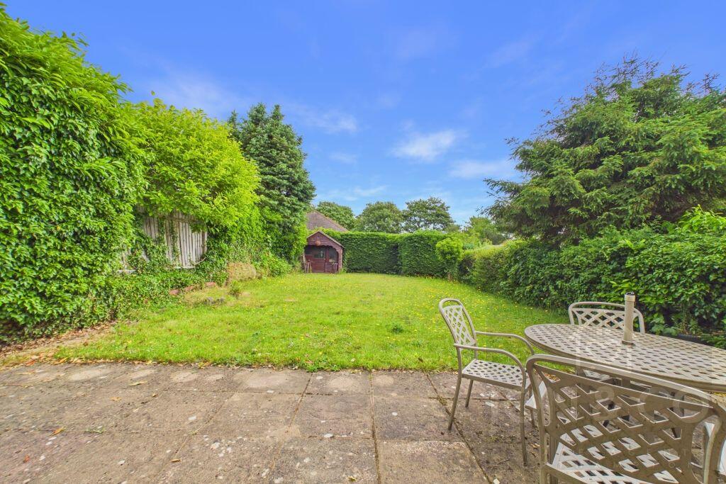 House in Northampton, White Hills, Kingsthorpe - View 2
