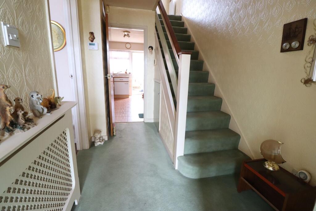 House in Rochford, Rayleigh - More
