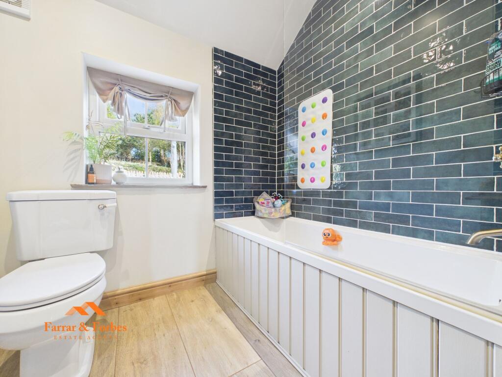 Additional image 17 of New Row, Winewall, BB8