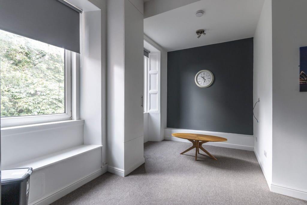 Apartment in Edinburgh - View 4