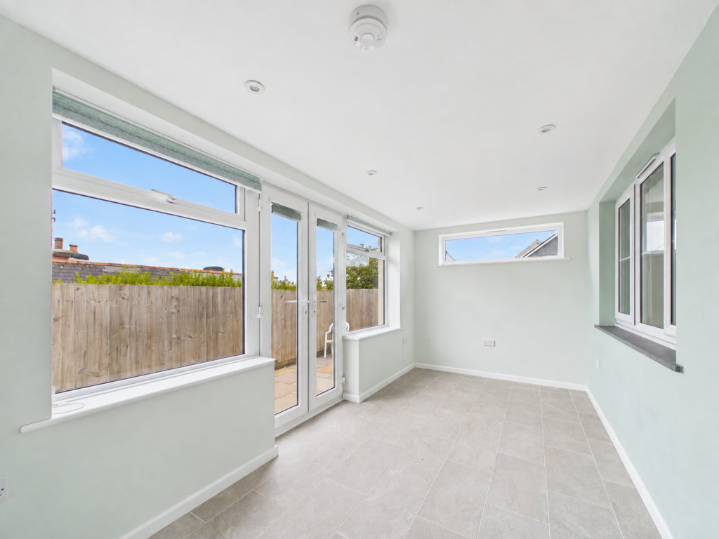 House in Plymouth - View 5