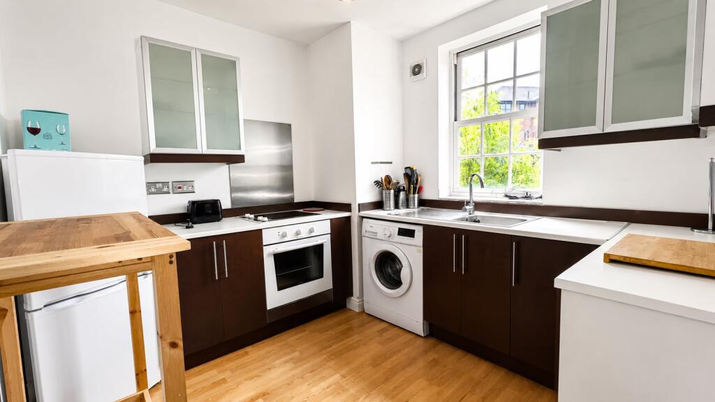 Apartment in Newcastle upon Tyne, Haymarket - View 3