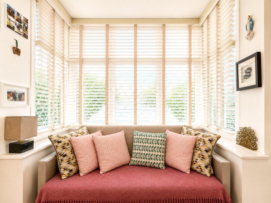 House in London, Well Hall - View 5