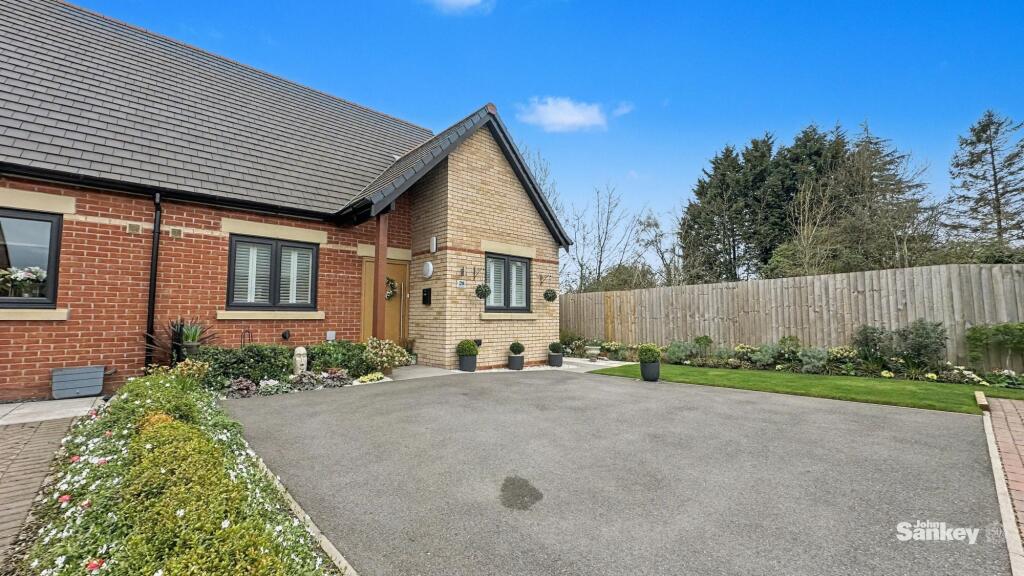 Main image of property: Odins Walk, Mansfield, NG18