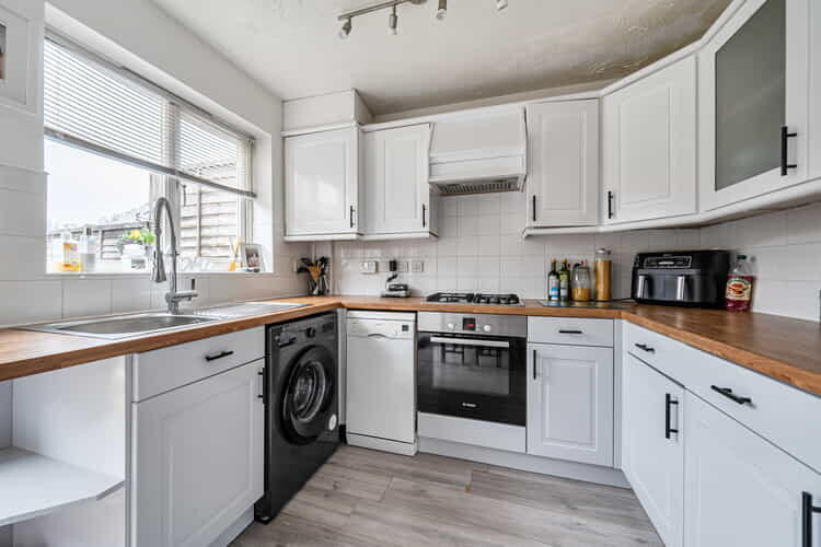 House in Hertsmere, Shenley - More