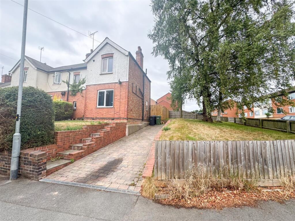 Main image of property: Weir Road, Kibworth Beauchamp