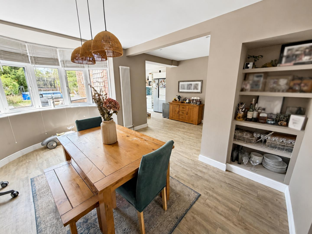 House in Northampton, West Northamptonshire - View 5