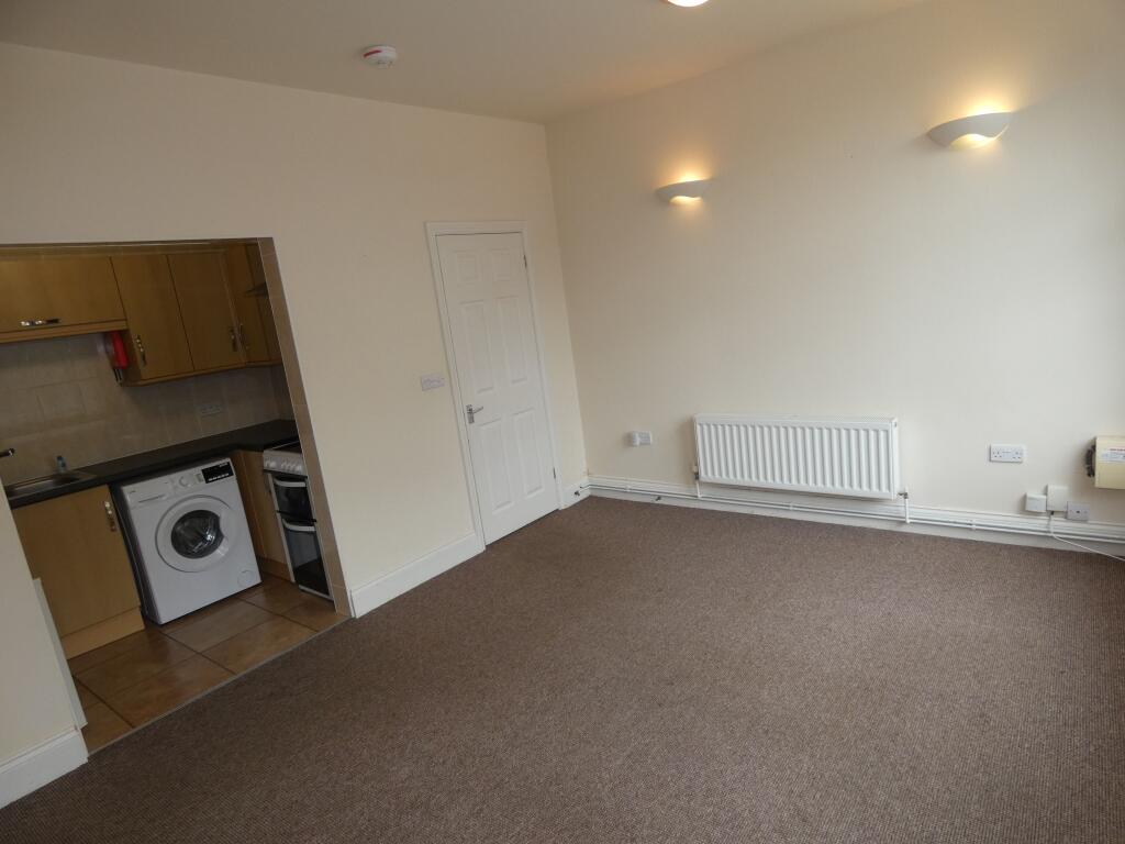 Apartment in Exeter, Polsloe - View 4