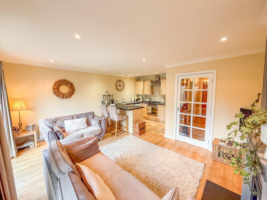 21B, Ruthven Street, Auchterarder photo 3