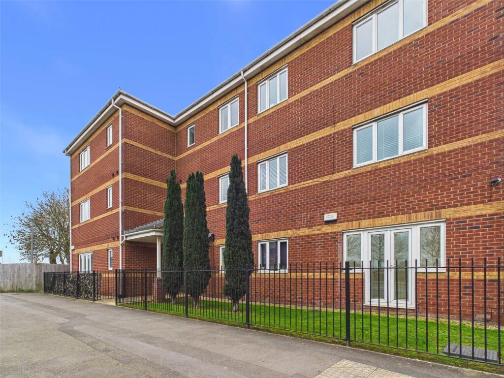 Main image of property: Bristol Road, Quedgeley, Gloucester, Gloucestershire, GL2