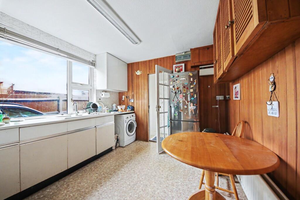 House in Eastleigh, Hound - View 5