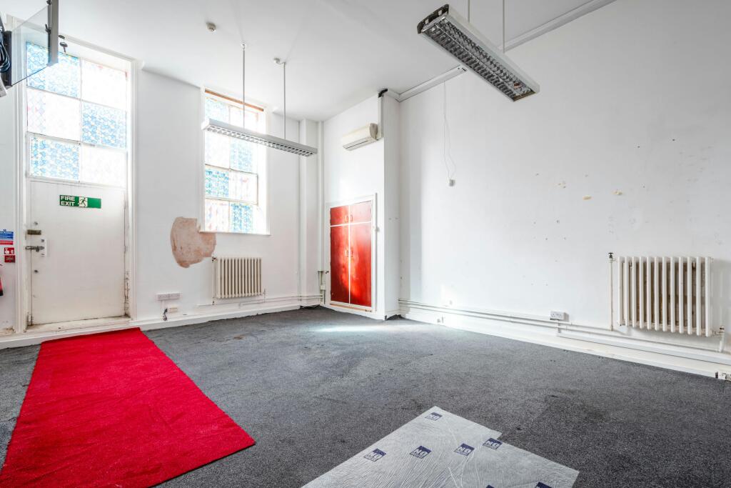 Commercial Rd 595597 Low Res 12.jpg