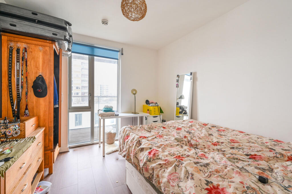 Apartment in London - View 3