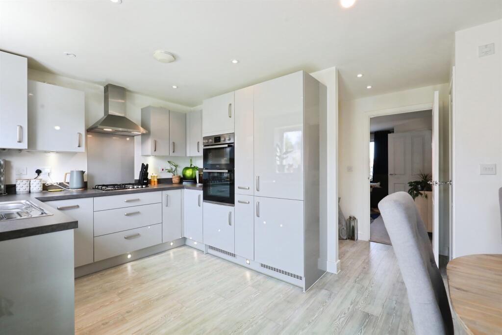 Spitfire Road, Southam - View 5