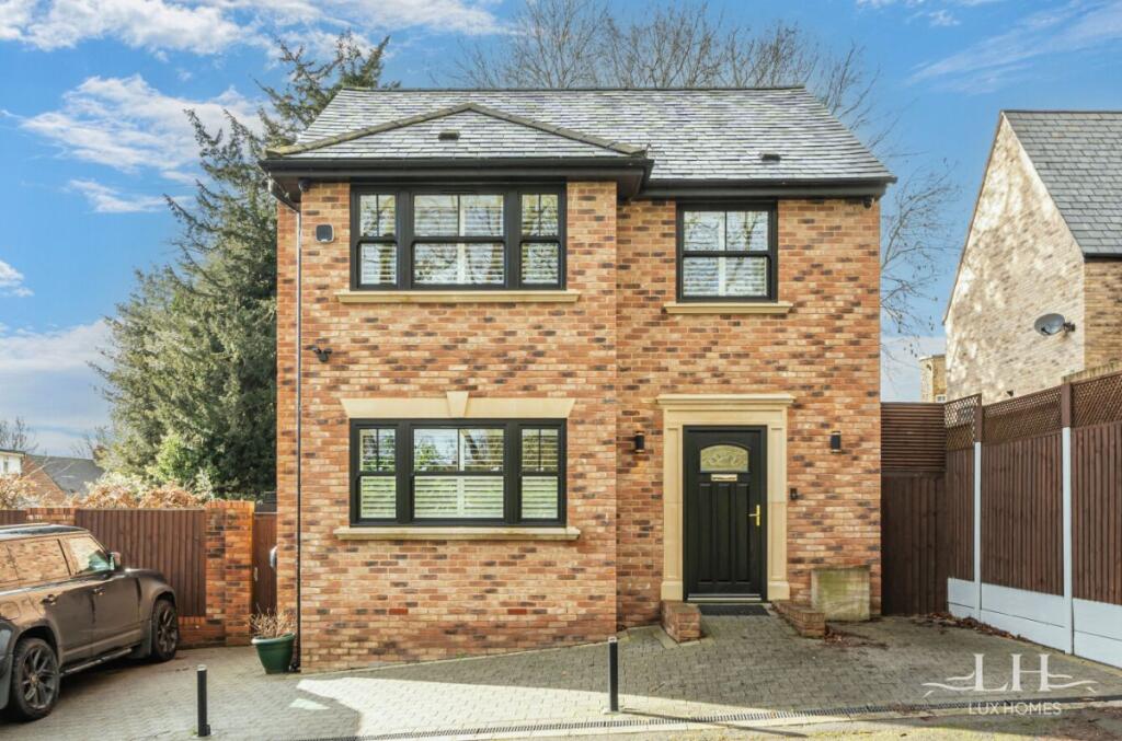 Main image of property: 2A La Plata Grove, Brentwood, Essex