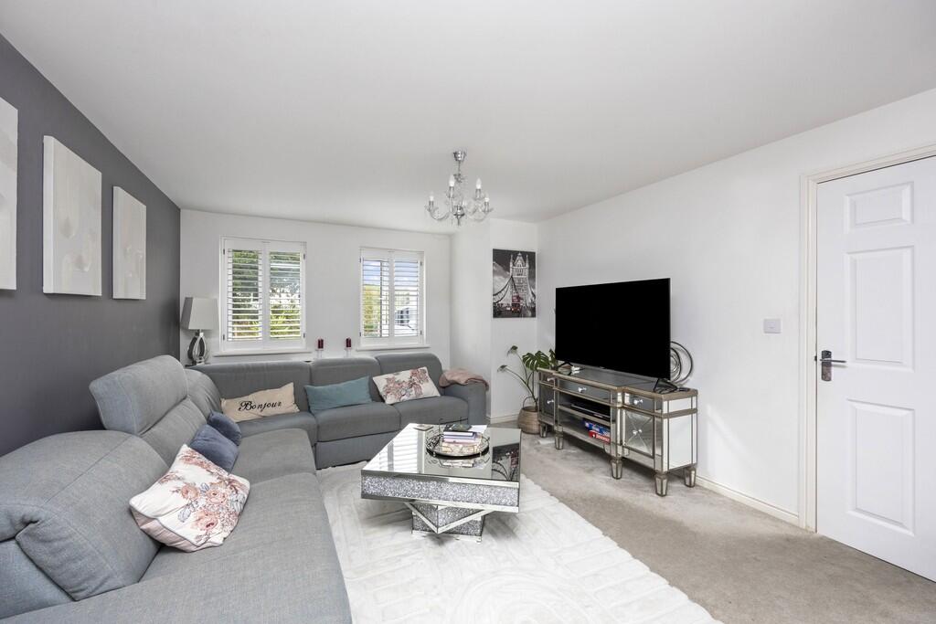 House in Redhill - View 5