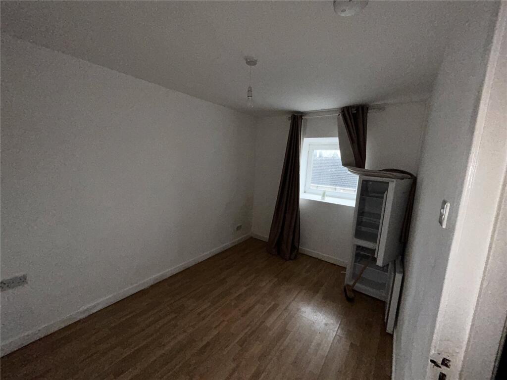 Apartment in Blantyre, Auchinraith, High Blantyre - View 4