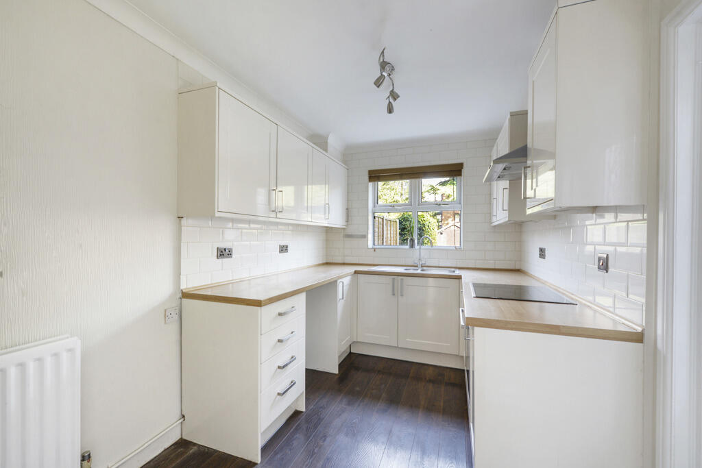 House in Tonbridge - View 4