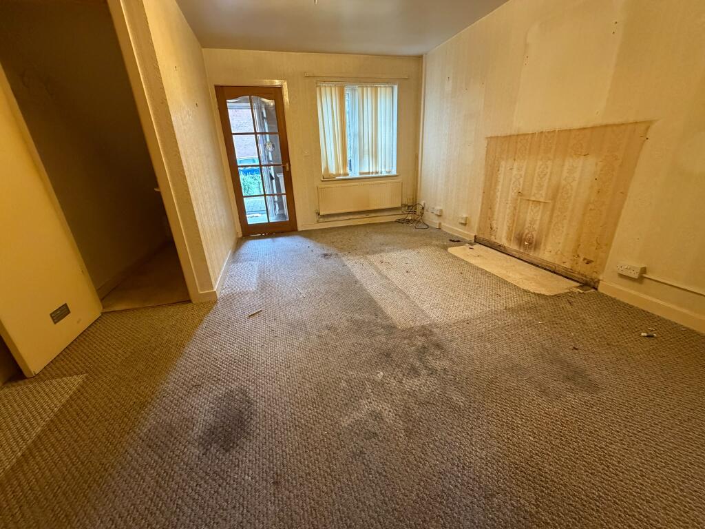 House in Oldham - View 2