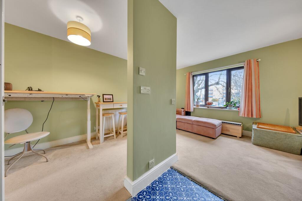 Higham Station Avenue, Fern Court, E4 photo 4