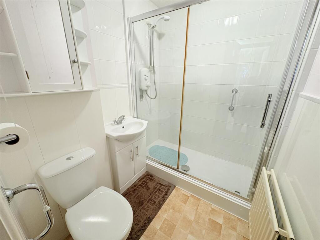 Hamble Court, Shannon Road, Stubbington, Fareham photo 3