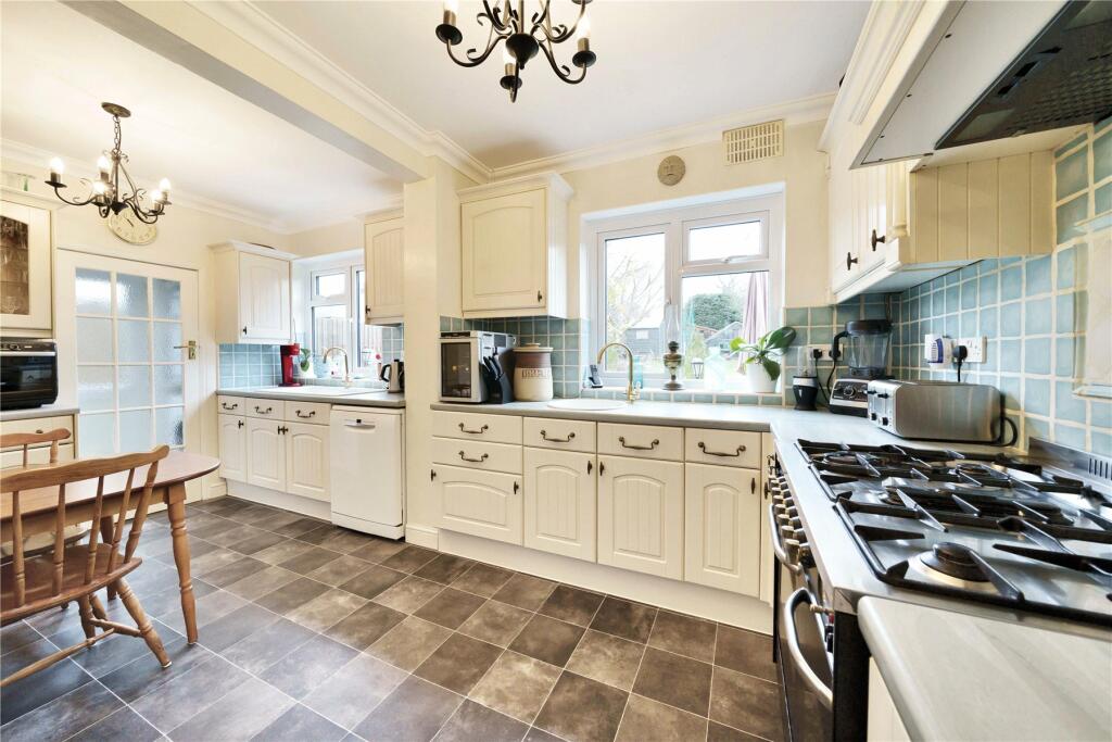 Copse Avenue, West Wickham photo 2