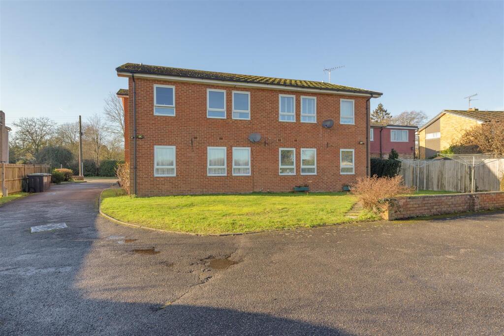 Main image of property: Hale Street, East Peckham, Tonbridge