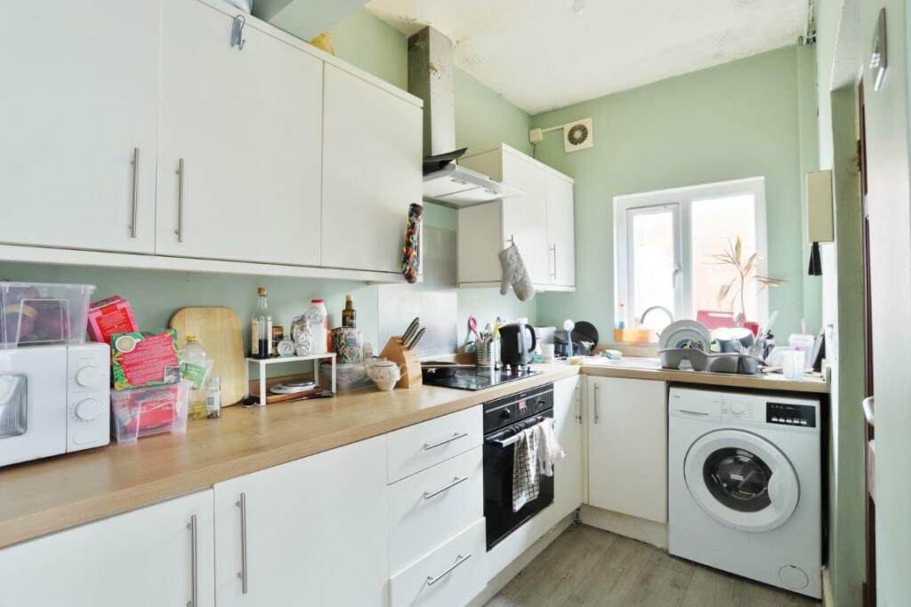 Main image of property: 22 Beehive Road, Sheffield