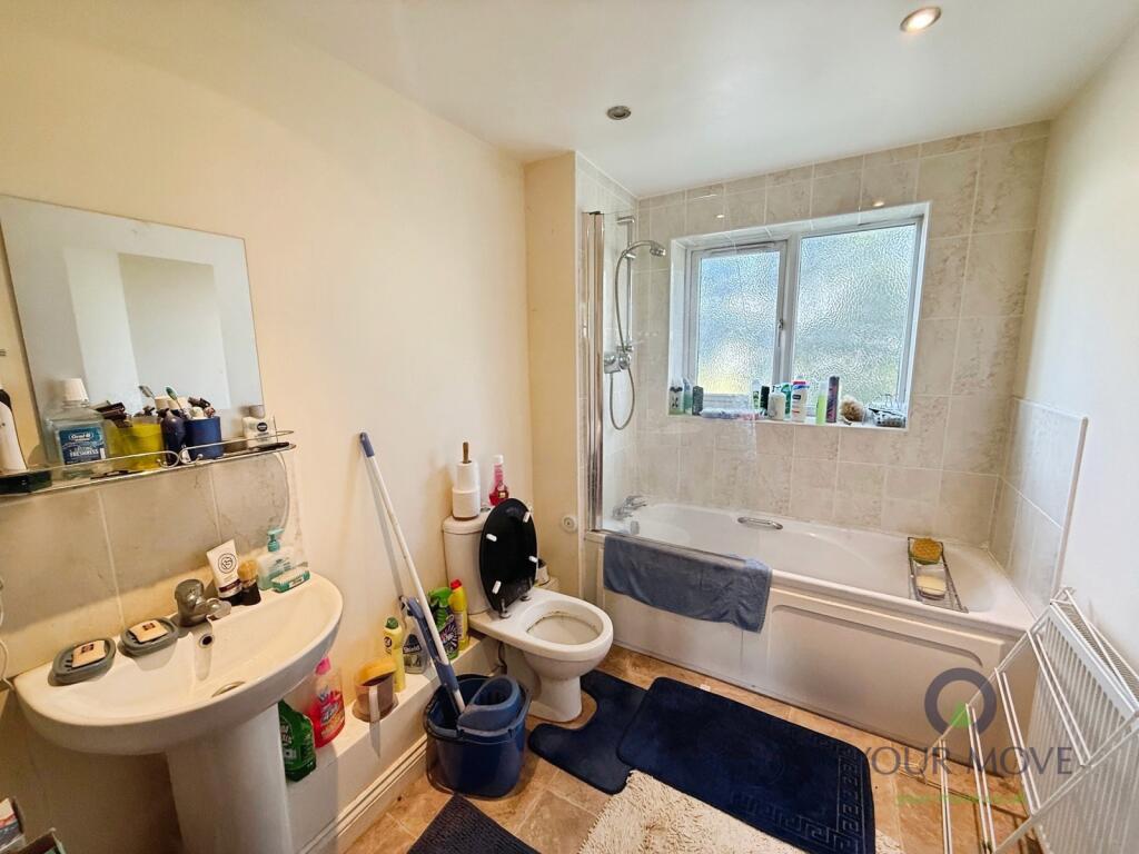 Apartment in Dudley - View 5
