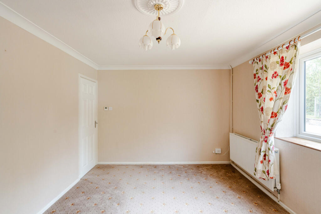 Bowden Place, Downend photo 4