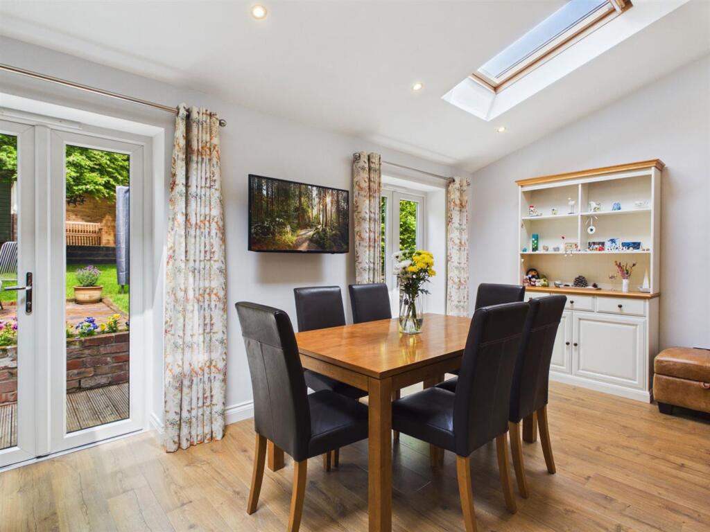 House in South Staffordshire, Kinver - View 5