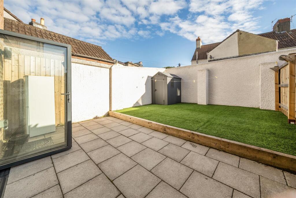 Property photo 8
