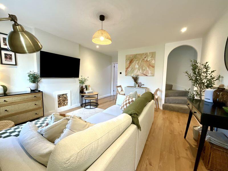 Elise Close, Littledown photo 4
