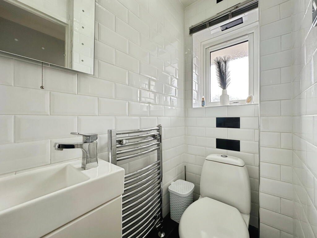 House in Wolverhampton - View 4