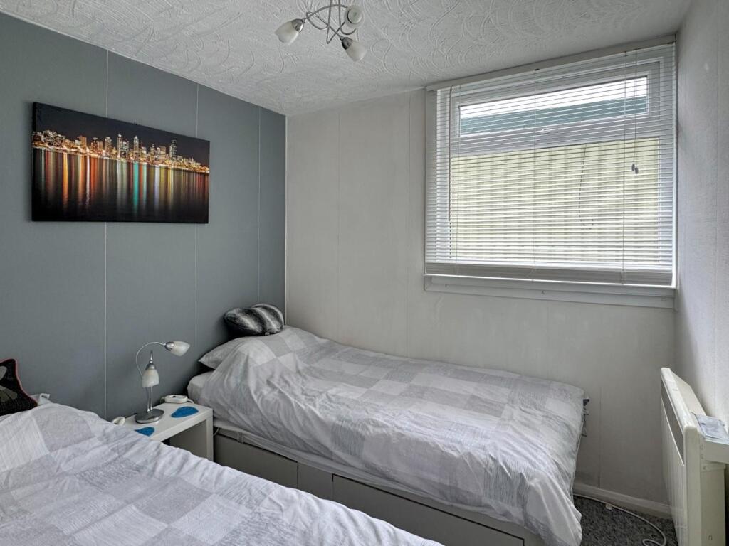 Fort Road, Lavernock, Penarth - More