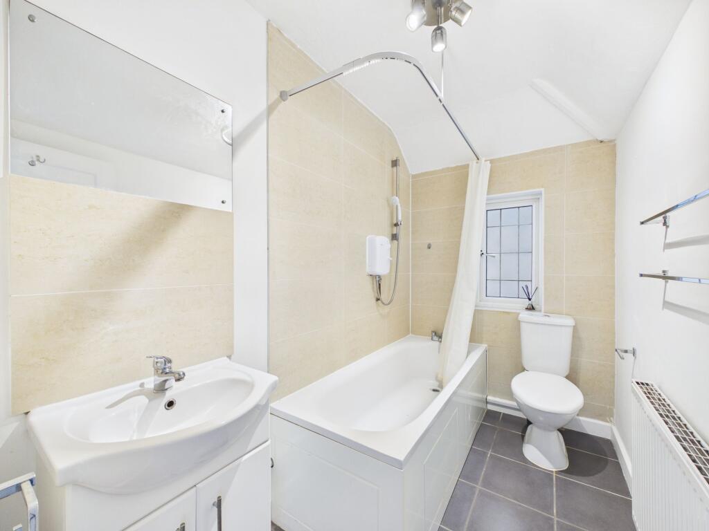 Apartment in Brighton - View 5