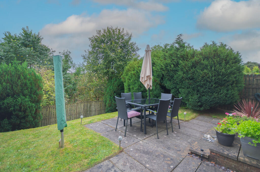 House in Cumbernauld, North Lanarkshire - View 4