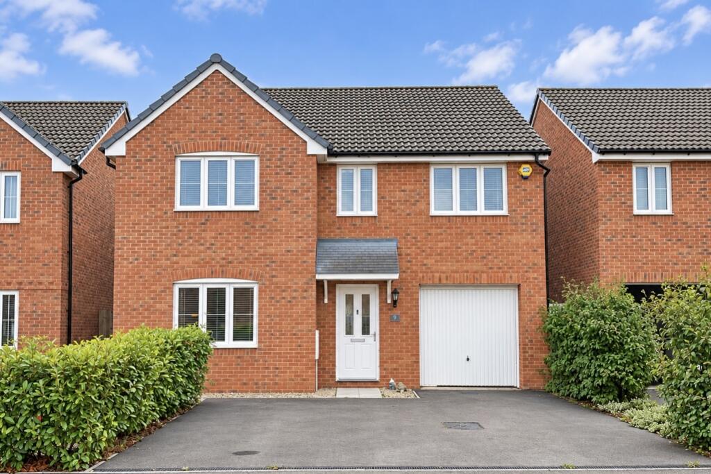 House in Wantage, Wellington Gate, Grove