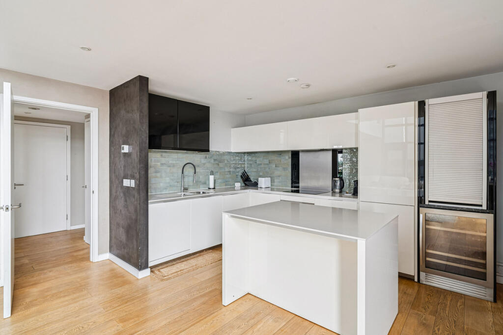Apartment in London, Wandsworth - View 5
