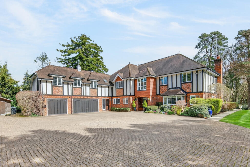 Main image of property: One Pin Lane Farnham Common, Buckinghamshire, SL2 3RD